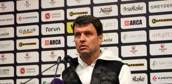 Şanlıurfaspor Teknik Direktörü Cihat Arslan: Gelecek hafta stresli bir maç bizi bekliyor
