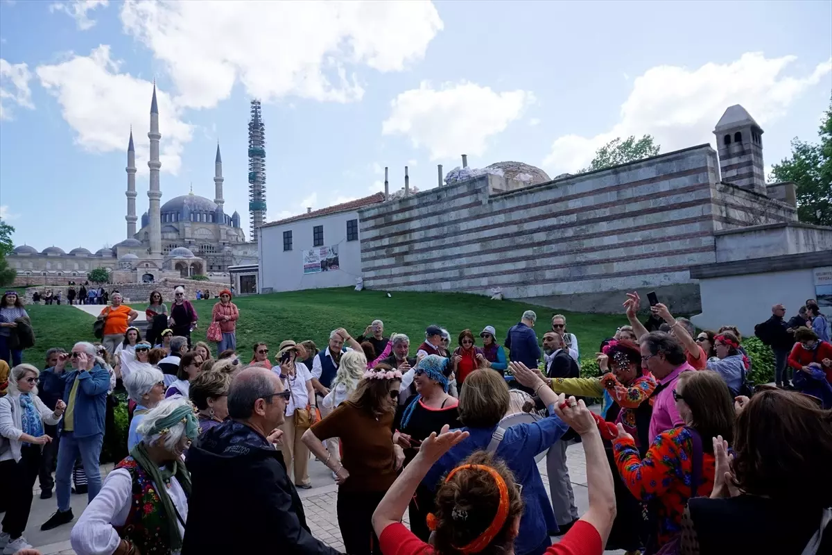 Edirne'de Kakava-Hıdrellez Şenlikleri Coşkusu