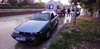 İskenderun'da Otomobil Devrildi: 2 Kişi Yaralandı