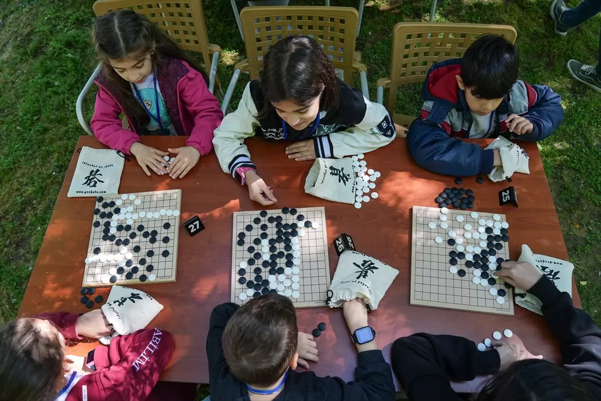 İstanbul'da düzenlenen Japonya İstanbul Başkonsolosluğu Çocuk Go Turnuvası minik öğrencilere eğlenceli anlar yaşattı