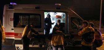 Sivas'ta otomobil Kızılırmak'a devrildi, 3 kişi yaralandı