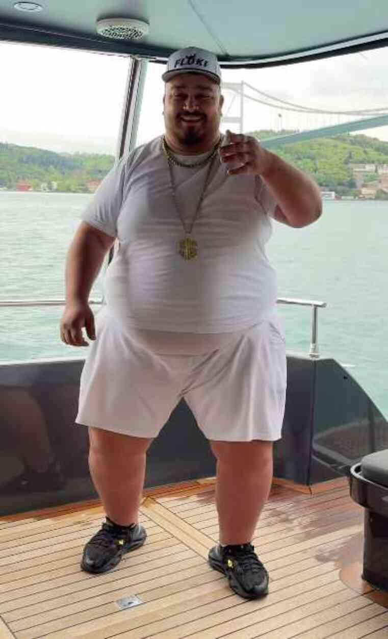 Göbeğiyle dans eden fenomenin serveti ne kadar? Sosyal medya fenomeni Yasin Cengiz kimdir? Göbeğiyle dans eden fenomenin serveti ne kadar? Sosyal medya fenomeni Yasin Cengiz kimdir?