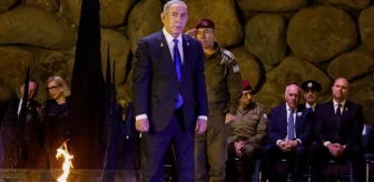 İsrail'deki Holokost anma töreninde Netanyahu'ya protesto: Defol git
