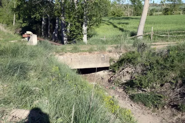Köyde esrarengiz olay! Önce terk edilmiş araç, sonra başsız ceset bulundu Köyde esrarengiz olay! Önce terk edilmiş araç, sonra başsız ceset bulundu