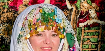 Kırklareli'de Hıdrellez eğlencesinde gelin başı çatma geleneği yeniden canlandı