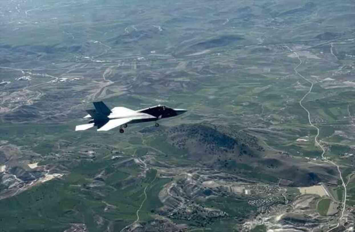 Milli muharip uçak KAAN ikinci uçuşunu da başarıyla tamamladı