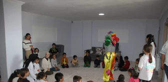 Tüm Çocukların Derneği Muş'ta 300 Öğrenciye Oyuncak ve Ayakkabı Hediye Etti