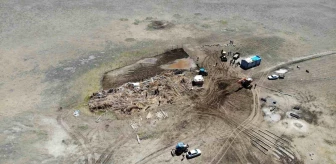 Aksaray'da Şiddetli Yağış Sonucu Mandıra Çöktü