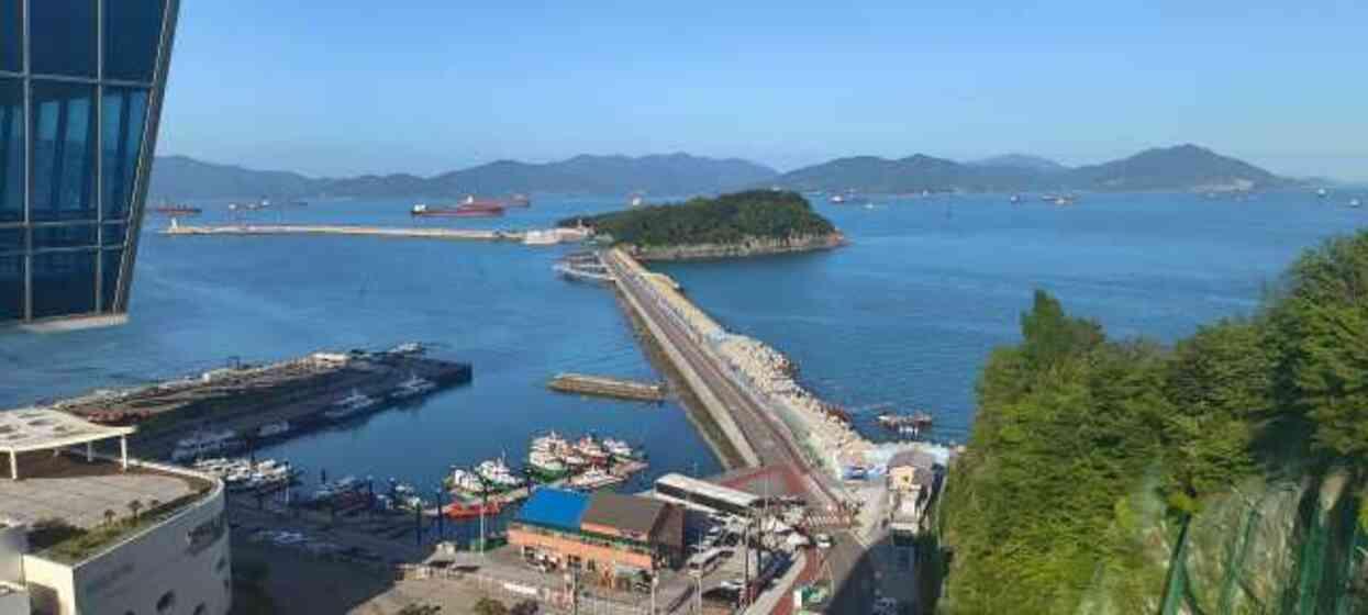 Yeosu: Işıkların Dans Ettiği Okyanus Kıyısındaki Kore Şehri Yeosu: Işıkların Dans Ettiği Okyanus Kıyısındaki Kore Şehri