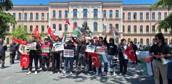 AK Parti İstanbul Gençlik Kolları Filistin'e Destek Yürüyüşü Gerçekleştirdi
