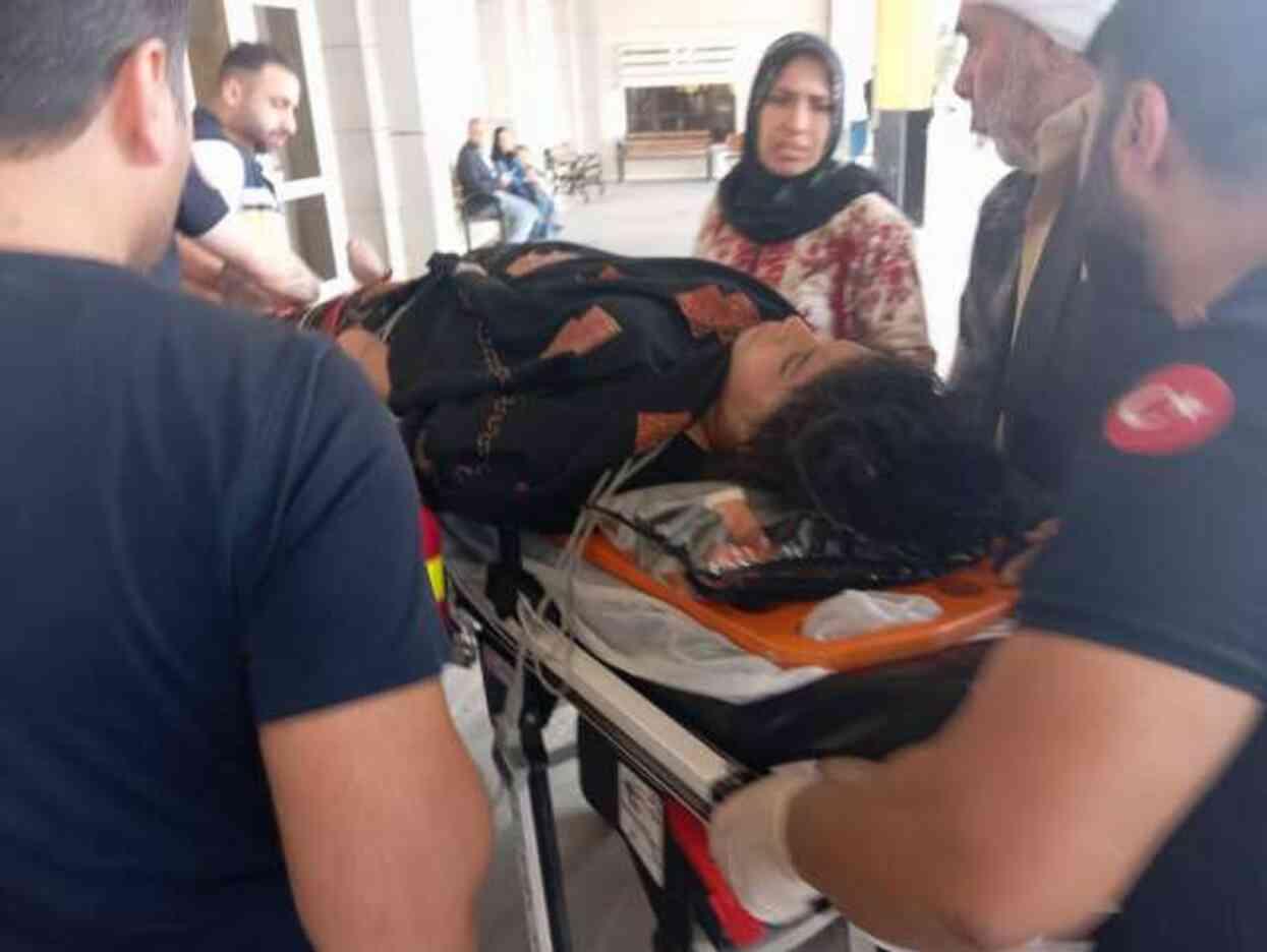 Düğünü kana bulayan kutlama! Gelinin duvağını topladığı sırada maganda kurşunuyla ağır yaralandı Düğünü kana bulayan kutlama! Gelinin duvağını topladığı sırada maganda kurşunuyla ağır yaralandı