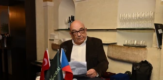 Skoda Türkiye Yönetim Kurulu Başkanı Ahmet Yüce, Türkiye'nin Prag Büyükelçisi Egemen Bağış'a teşekkür etti
