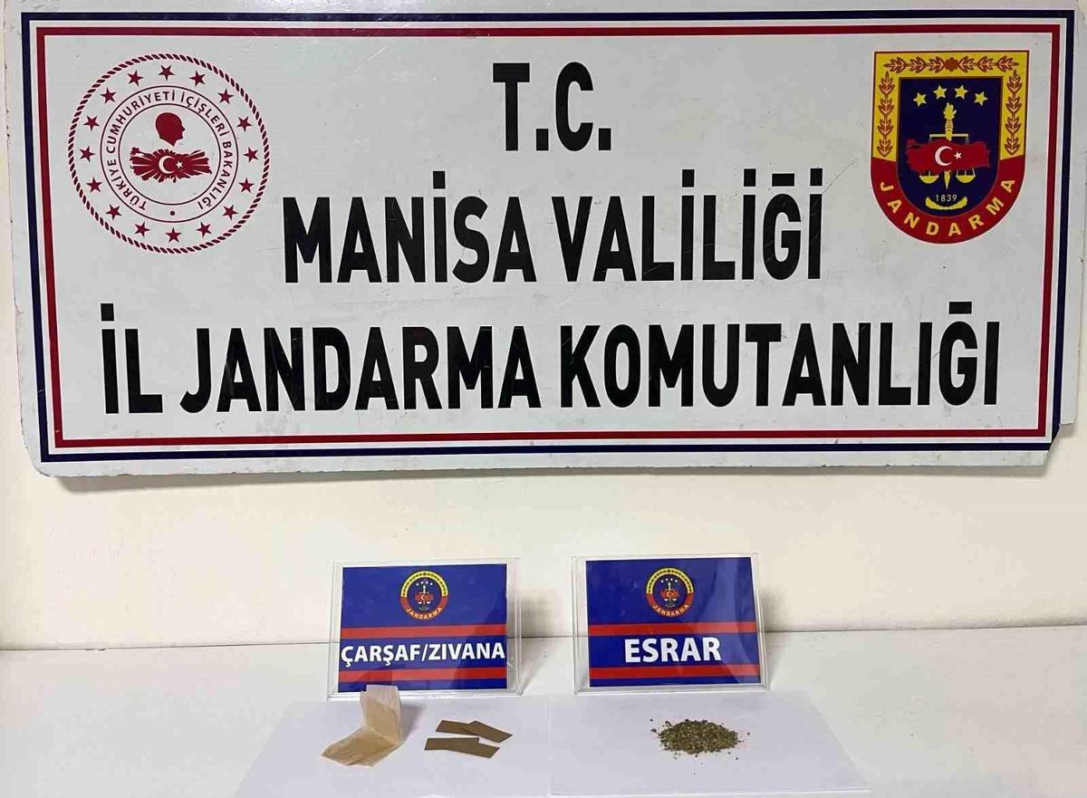 Manisa'da Uyuşturucu Operasyonu: Çarşaf ve Uyuşturucu Ele Geçirildi