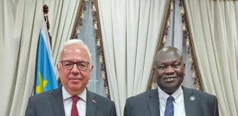 Türkiye'nin Cuba Büyükelçisi Erdem Mutaf, Güney Sudan Cumhurbaşkanı Birinci Yardımcısı Riek Machar tarafından kabul edildi