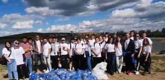 Avrupalı Gençler SORGED Projesiyle Mükremin Göleti'nde Temizlik Yaptı