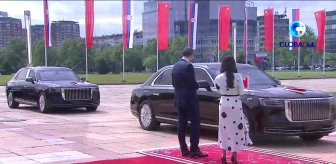 Xi için Belgrad'da düzenlenen karşılama töreninden çeşitli görüntüler