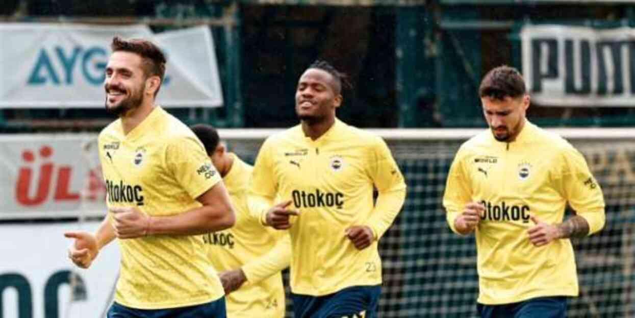 FENERBAHÇE BAŞKANLIK SEÇİMLERİ NE ZAMAN? Fenerbahçe başkanlığına kimler aday? Ali Koç, Aziz Yıldırım, Saadettin Saran...