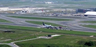 İstanbul Havalimanı'nda Kargo Uçağı Acil İniş Yaptı