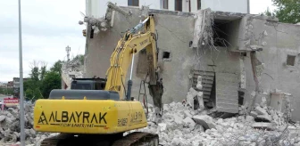 Malatya'da deprem sonrası yıkım ve imar çalışmaları devam ediyor