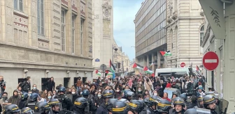 Paris'te Filistin Destekçisi Öğrencilere Polis Müdahalesi