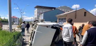 Ağrı'da Kontrolden Çıkan Araç Takla Attı: 4 Kişi Yaralandı