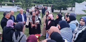 Birlik Vakfı Kütahya Şube Başkanı Gazze Dayanışma Çadırı'nı Ziyaret Etti