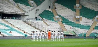 TFF 2. Lig'de Vanspor FK'nın sahadan çekilmesi sonrası Bursaspor hükmen galip