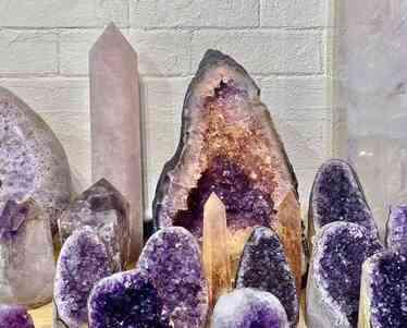 Doğal Taşların Özellikleri ve Faydaları: Hangi Kristal Ne İşe Yarar?