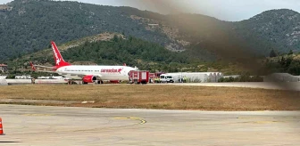 Alanya-Gazipaşa Havalimanında Yolcu Uçağının Lastiği Patladı