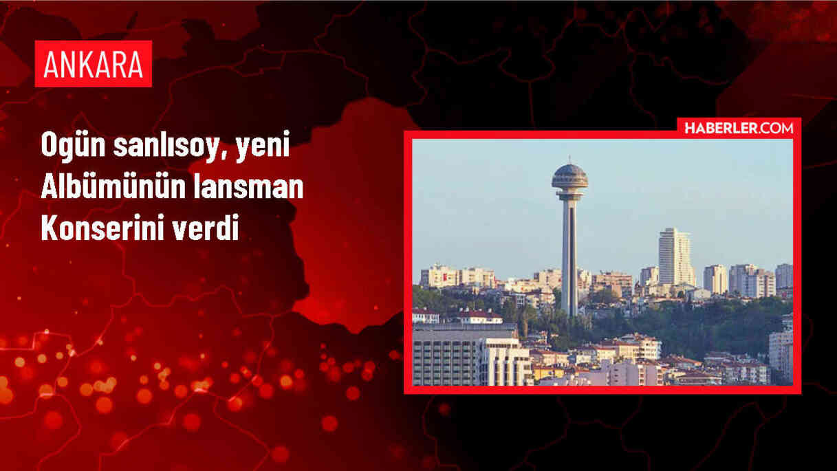 Ogün Sanlısoy, yeni albümünü Dorock XL Kadıköy'de tanıttı