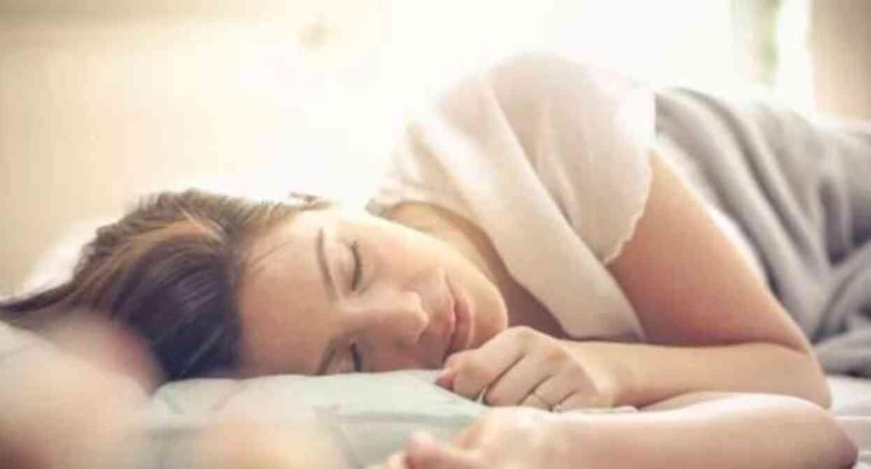 RÜYADA ESKİ SEVGİLİYİ GÖRMEK ne anlama gelir? Rüyada eski sevgiliyi görmek ne demek?