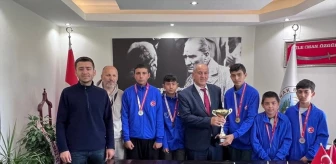 Tokat'ta Yolkonak 75. Yıl Ortaokulu Bocce Takımı Başarılarıyla Dikkat Çekiyor