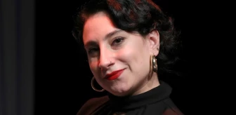 İBB Şehir Tiyatroları'ndan Selen Nur Sarıyar'a Bedia Muvahhid Ödülü