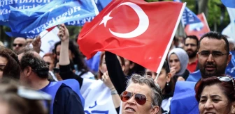 Bursa ve çevre illerde eğitim sendikaları İstanbul'da okul müdürünün öldürülmesini protesto etti