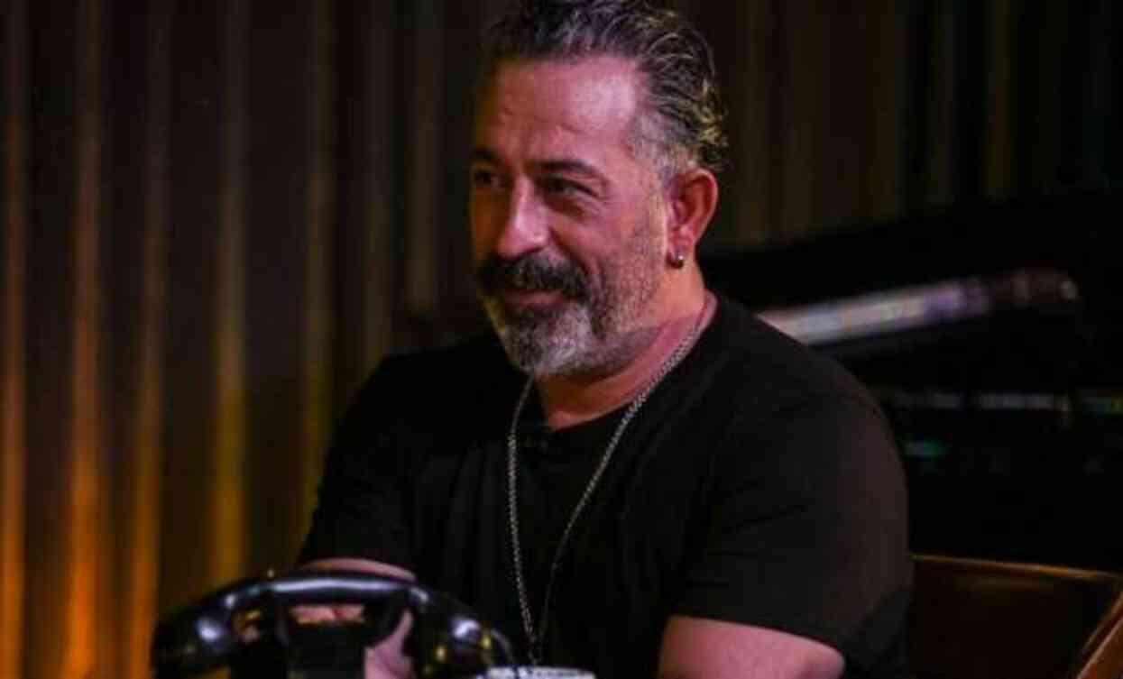 Cem Yılmaz sahneyi neden terk etti?