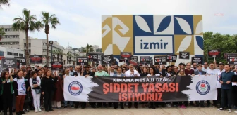 İzmir'de Eğitim Çalışanlarına Yönelik Şiddet Protesto Edildi