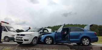 Emet-Hisarcık karayolunda kaza: 5 kişi yaralandı