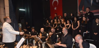 Görele'de Anneler Günü etkinlikleri kapsamında Türk Sanat Müziği konseri düzenlendi
