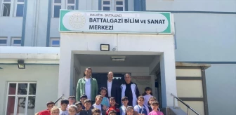 Malatya'daki İlkokul Öğrencileri Bilim ve Sanat Merkezini Ziyaret Etti
