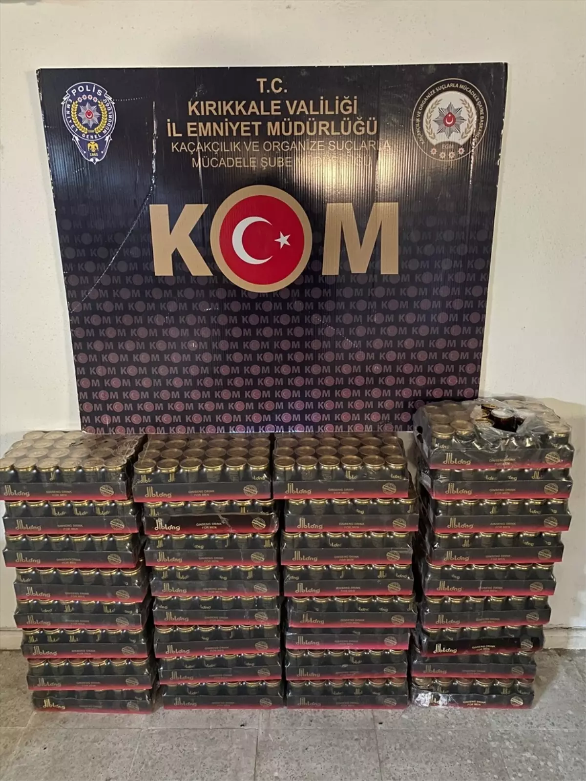 Kırıkkale'de Kaçakçılık Operasyonu: Binlerce Makaron ve Kaçak Ürün Ele Geçirildi