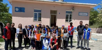 Köy Okullarında Gönüllü Makas Projesi