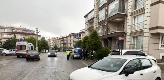 Ankara'da Otomobil Çarpışması: 2 Kişi Yaralandı