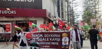 Antalya'da Sağlık Çalışanları İsrail'in Gazze'ye Yönelik Saldırılarını Protesto Etti