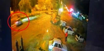 Diyarbakır'da otomobilin çarptığı genç kızın kaza anı güvenlik kamerasında