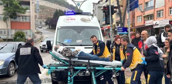İzmit'te Kavşakta Kaza: 3 Kişi Yaralandı