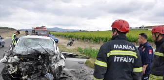 Manisa'da Otomobil Kazası: 1 Ölü, 2 Yaralı