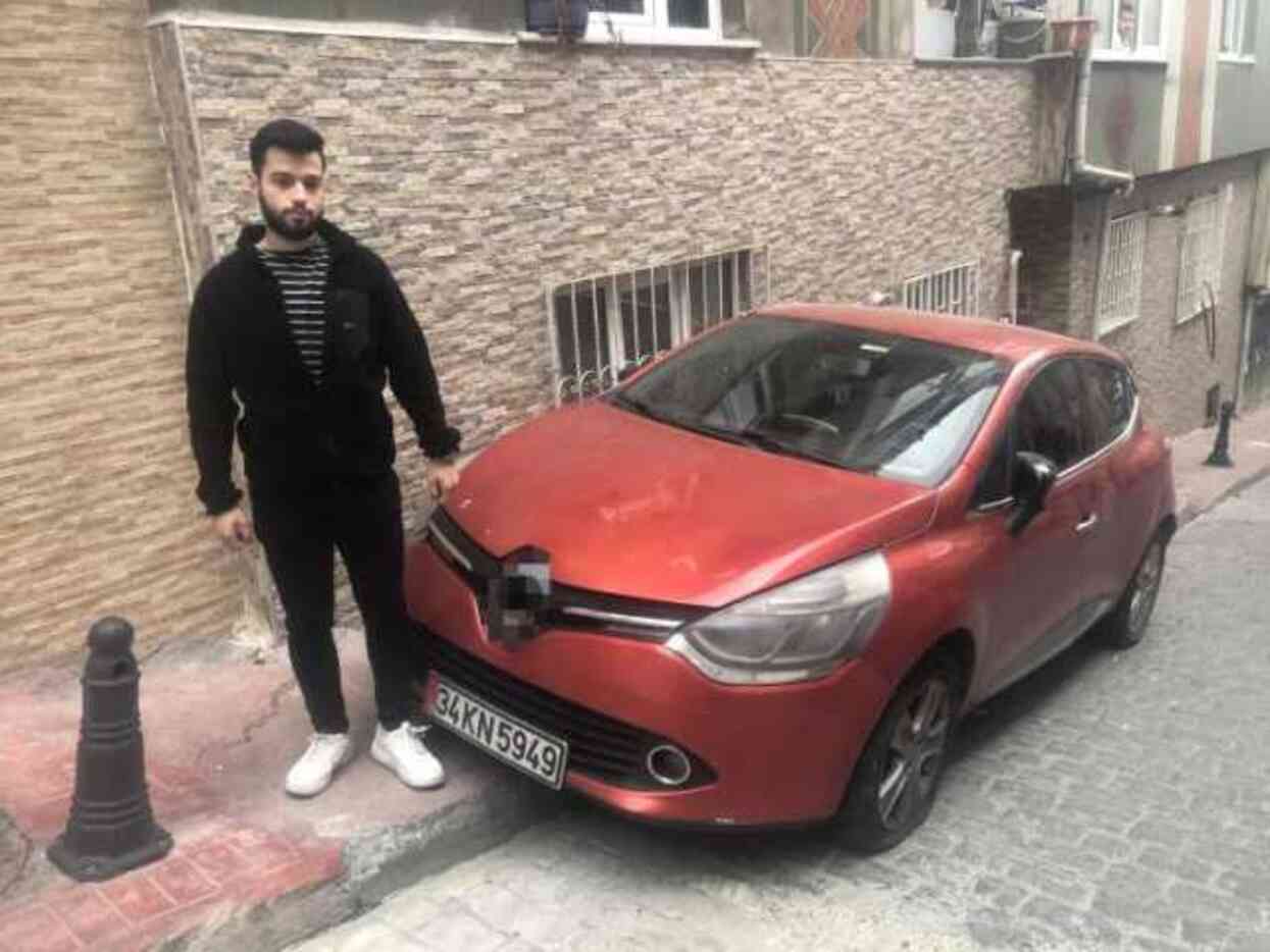 Polis he yerde onu arıyor! 11 aracın lastiklerini bıçakla patlattı