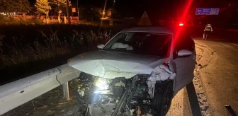 Kırklareli Babaeski'de Kontrolden Çıkan Otomobil Bariyerlere Çarptı
