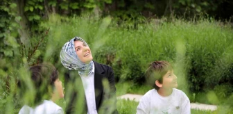 Aile ve Sosyal Hizmetler Bakanı Mahinur Özdemir Göktaş, Anneler Günü'nü Oğullarıyla Kutladı