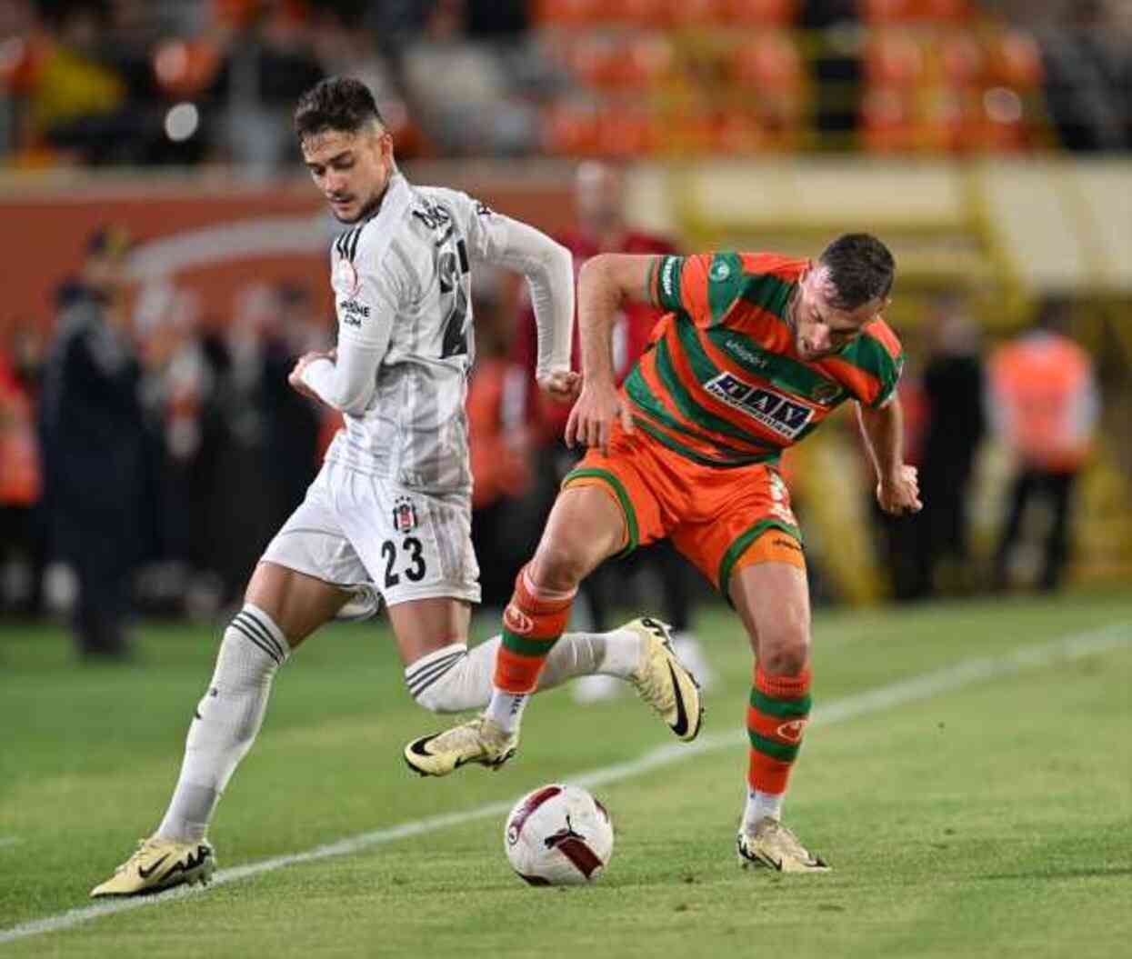 Corendon Alanyaspor - Beşiktaş maçından kareler!
